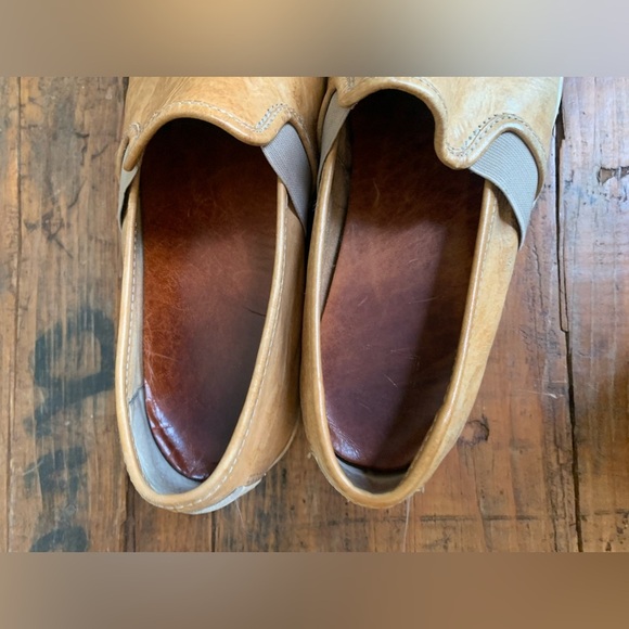 Frye leather loafers 
Slip ons - Picture 5 of 16